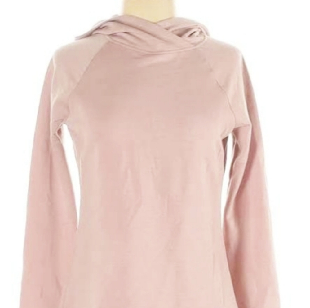 Layer 8 pull over hoodie womans pink small